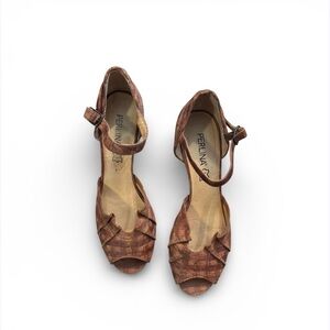 Perlina Pleat Front Heels 8.5 Anthropologie